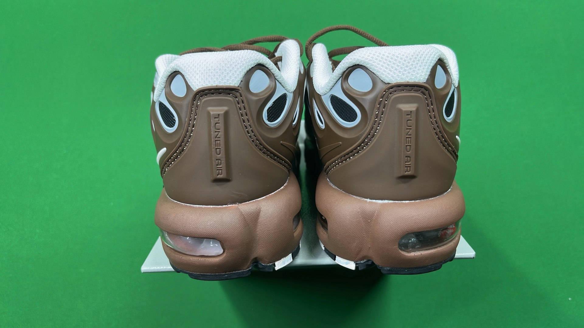 Nike Air Max Plus TN Ultra Men's Running Shoes  -4