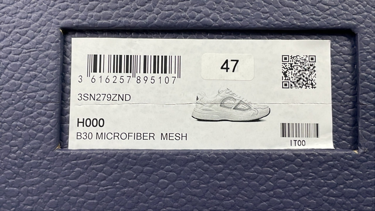 New Balance 990v5 Pink Running Shoes with Blue Sole -2