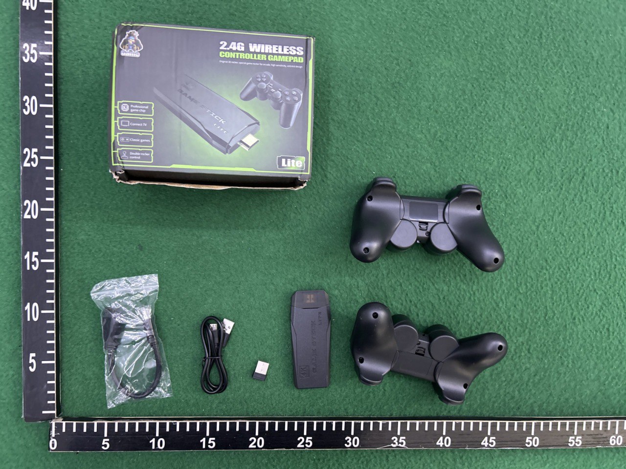 Cross border M8 nostalgic retro HDMI high-definition home arcade game 2.4G wireless controller dual player home game console   -3