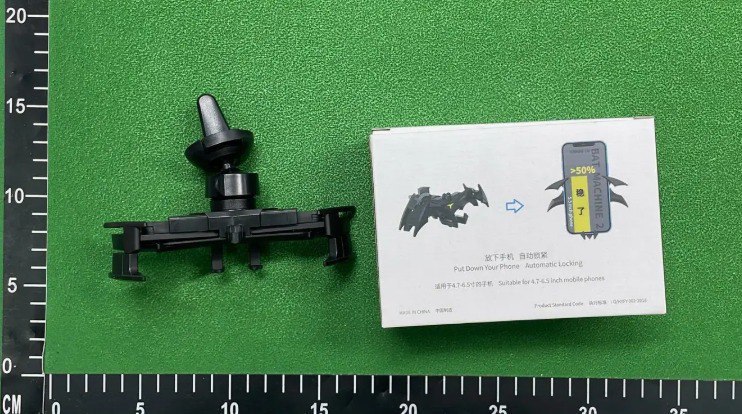  Car mounted Batman phone holder  -2