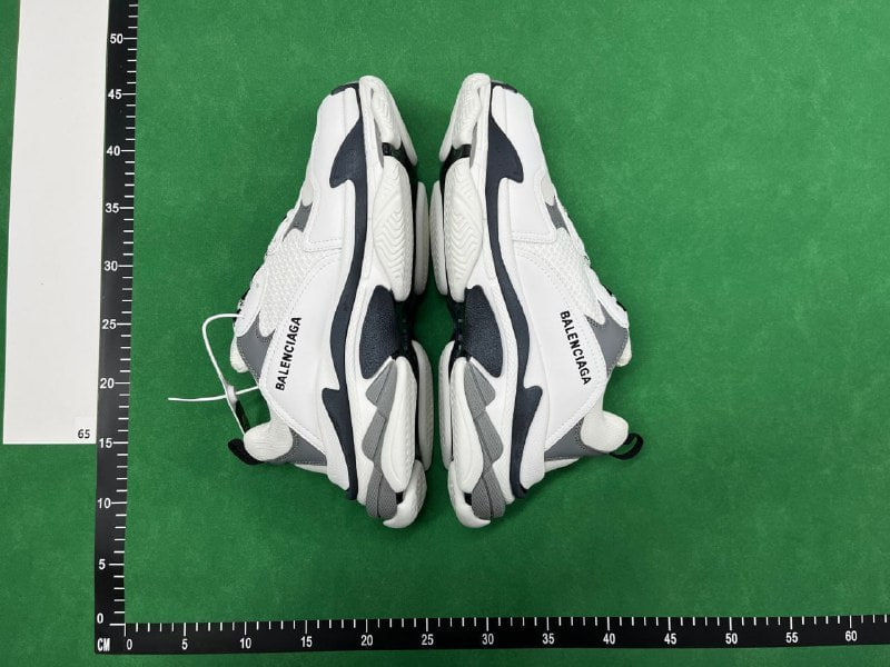 Balenciaga Triple S -3