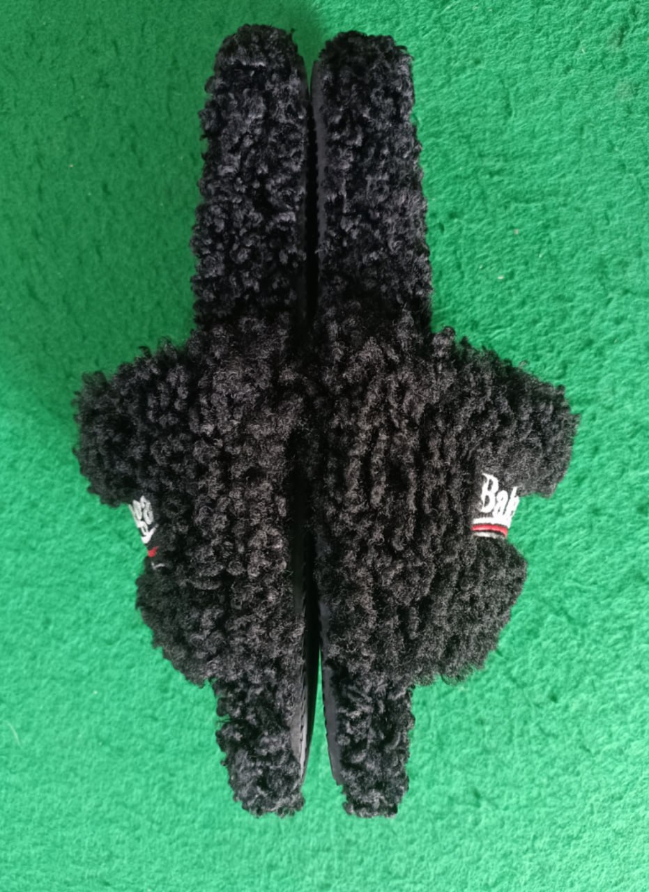 Balenciaga FURRY  -2