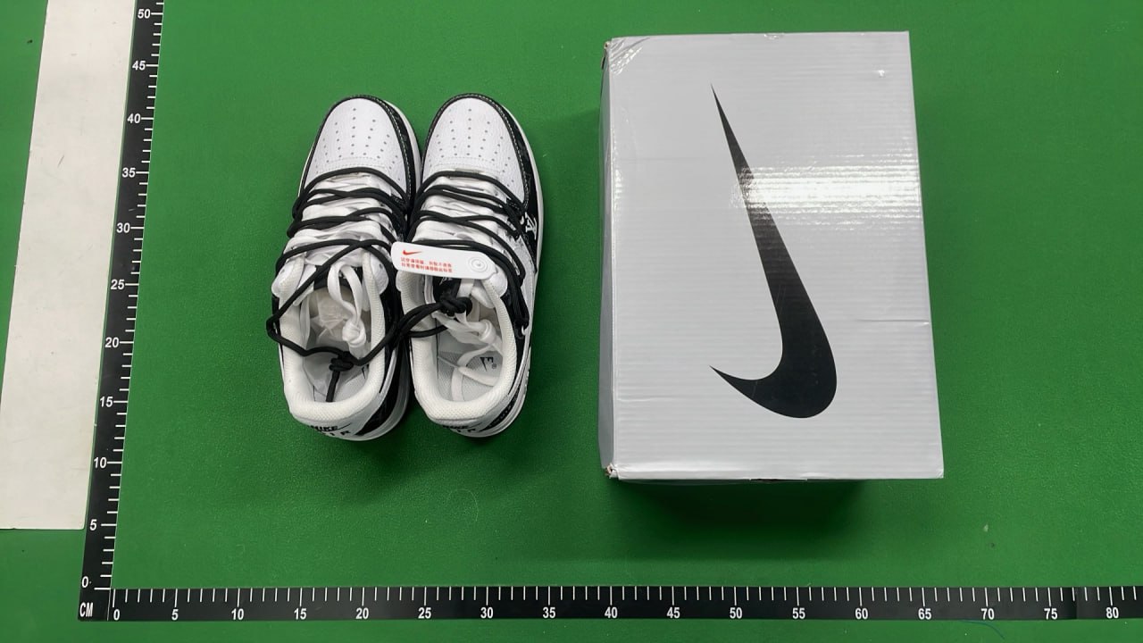 Nike Air Force 1 High '07 LV8 