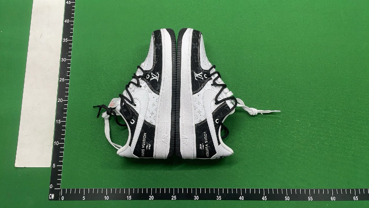 Nike Air Force 1 High '07 LV8 Men's Basketball Shoes  -2