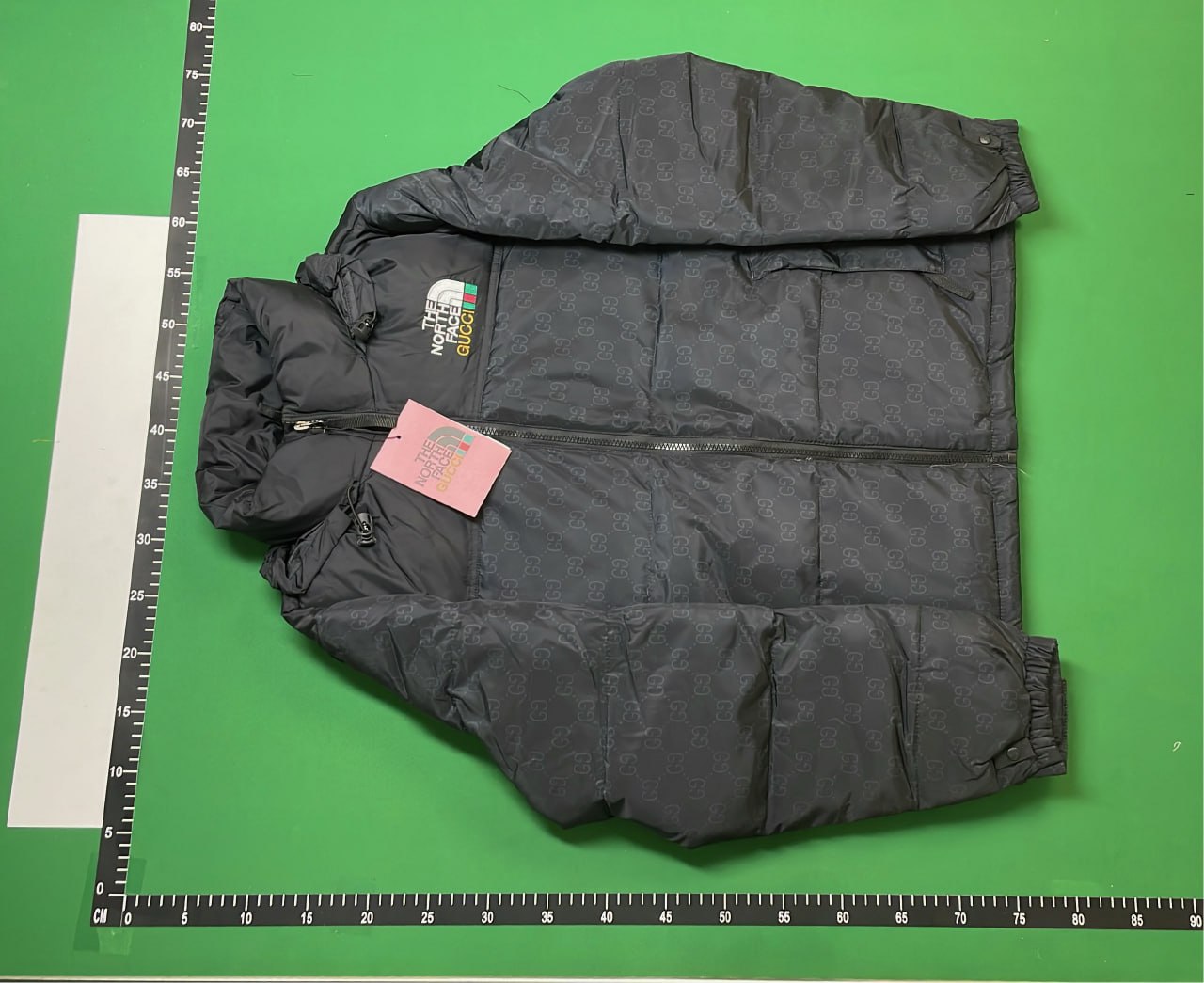The North Face x Gucci Limited Edition Down Jacket - Black, Green, Orange  -2