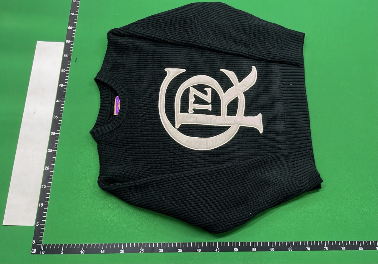 Gucci GG Logo Knit Sweater - Men's Fashion Sweaters  -3