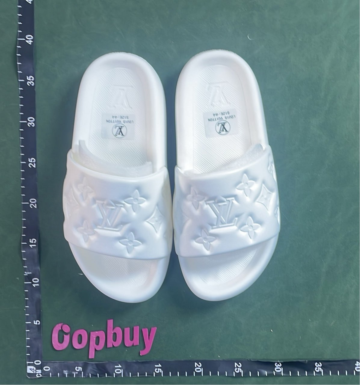  Louis Vuitton Black Monogram Rubber Slides for Men and Women  -3