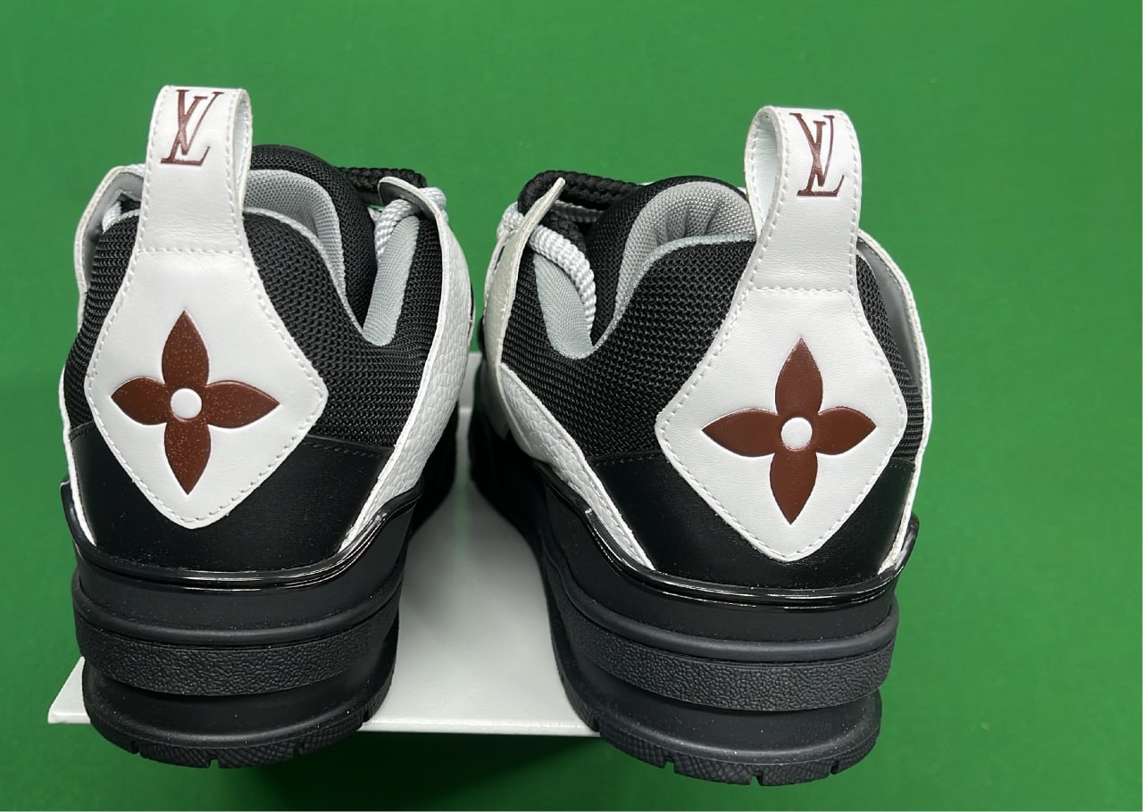  Nike Air Max 2090 Black White