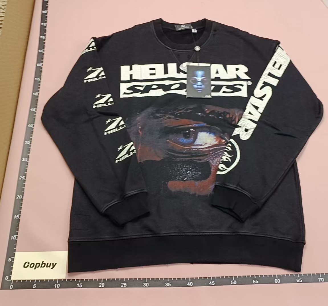 Hellstar Sports Graphic Sweatshirt - Black Crewneck Pullover #Hellstar #Sweaters   -4