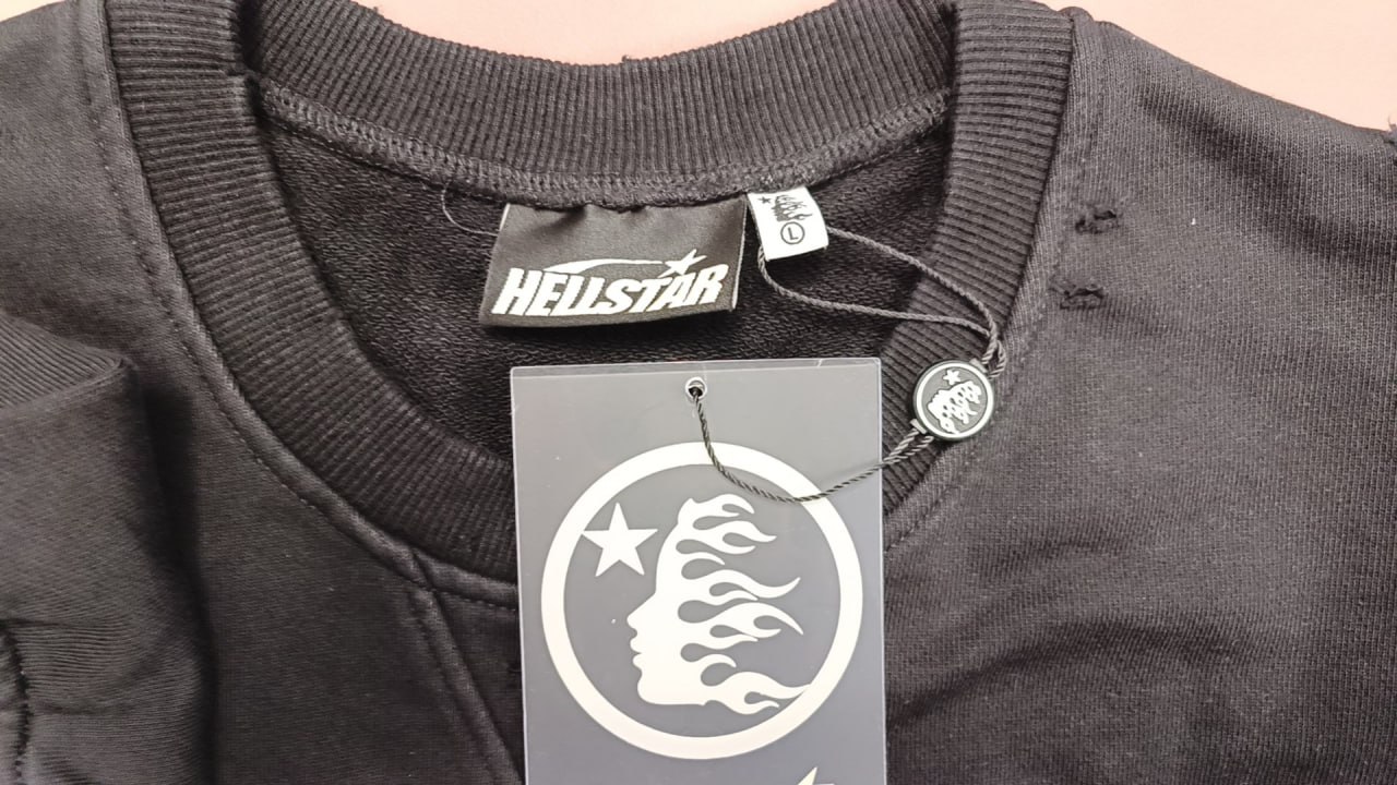 Hellstar Sports Graphic Sweatshirt - Black Crewneck Pullover #Hellstar #Sweaters   -3