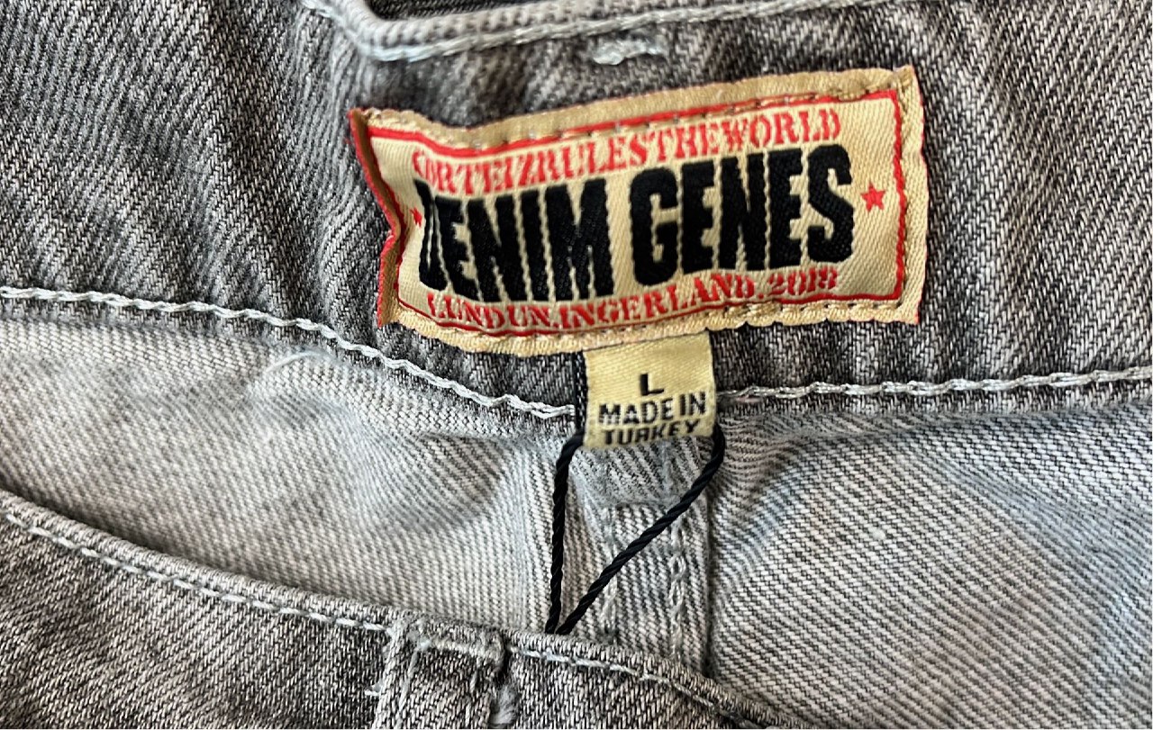  Vintage Gray Denim Jeans with Star and Moon Embroidery  #Vintage #Pants   -4