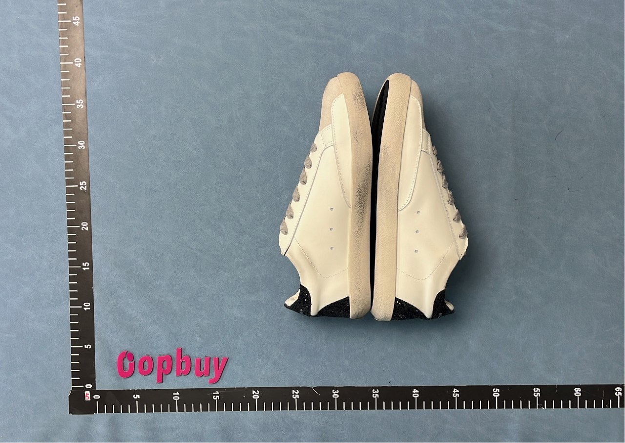 Golden Goose Superstar Sneaker