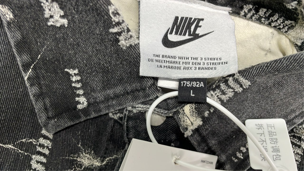 Supreme Camo Bucket Hat - Outdoor Fashion Accessory#Supreme #Headwear   -4