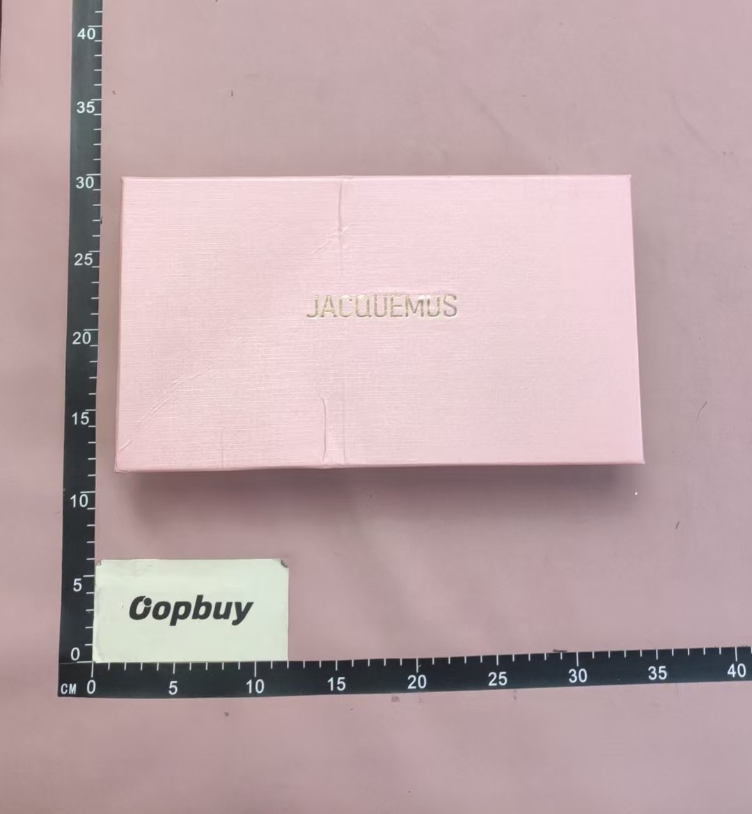 Jacquemus Le Chiquito Mini Bag - Colorful Leather Crossbody Handbag   #Jacquemus #Handbag   -4