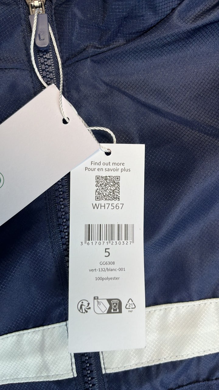 Lacoste Men's Navy and White Track Jacket with Logo Stripe #Lacoste #Jackets   -4