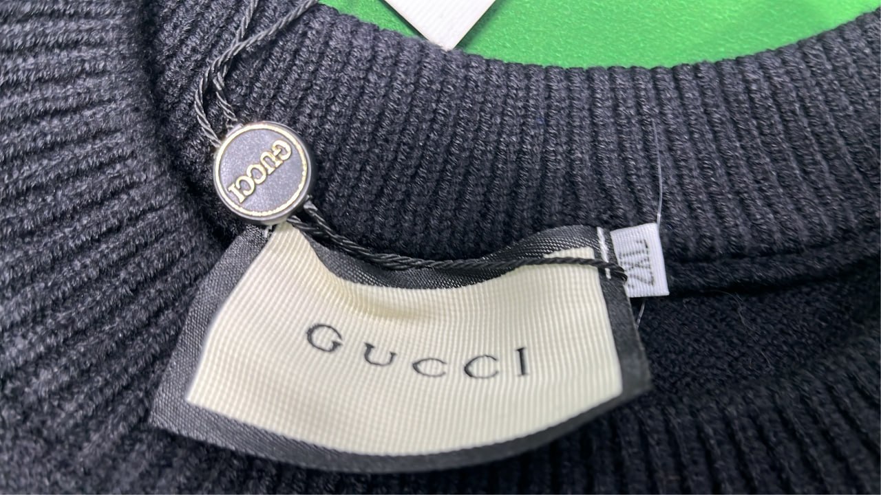 Gucci GG Logo Knit Sweater - Men's Fashion Sweaters  #Gucci #Sweaters   -4