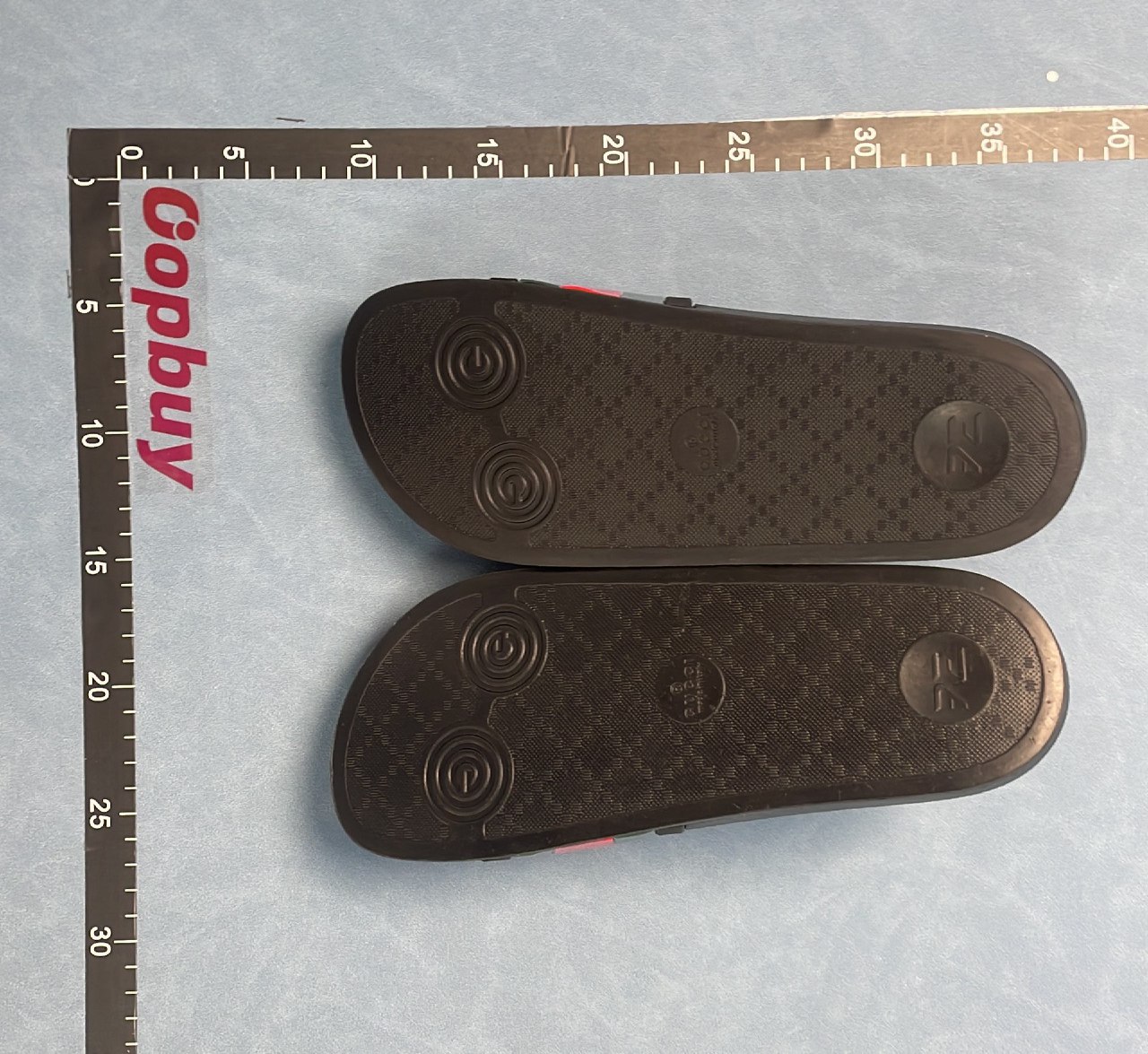  GUCCI Men's Classic Slide Sandals with Red and Green Stripes#GUCCI #Sandals   -2