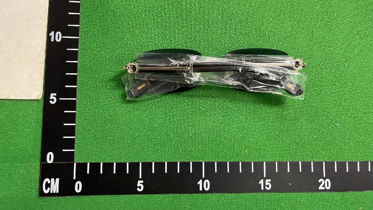   Gold-Trimmed Rimless Glasses for Men and Women #Gold #Headwear   -2