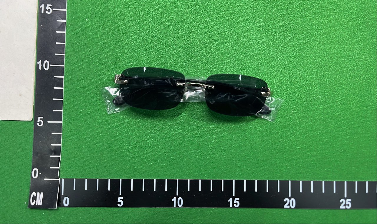   Gold-Trimmed Rimless Glasses for Men and Women #Gold #Headwear   -4