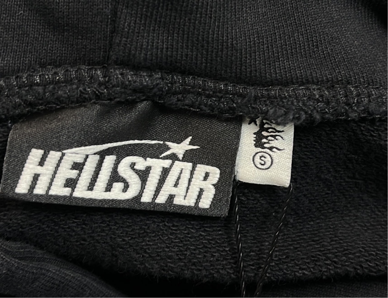 HELSTAR Men's Hoodie Sweatshirt with Front Pocket and Logo Print  #HELSTAR #Hoodies   -3