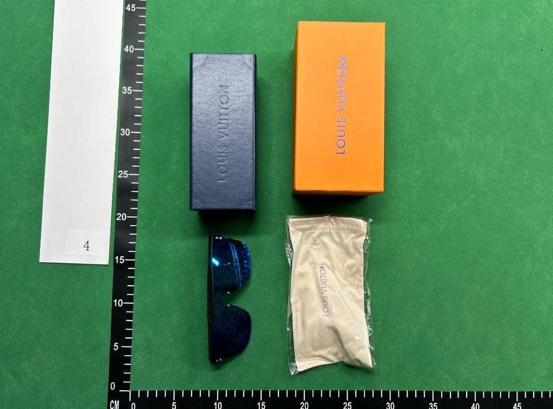 LV Sun Glasses 